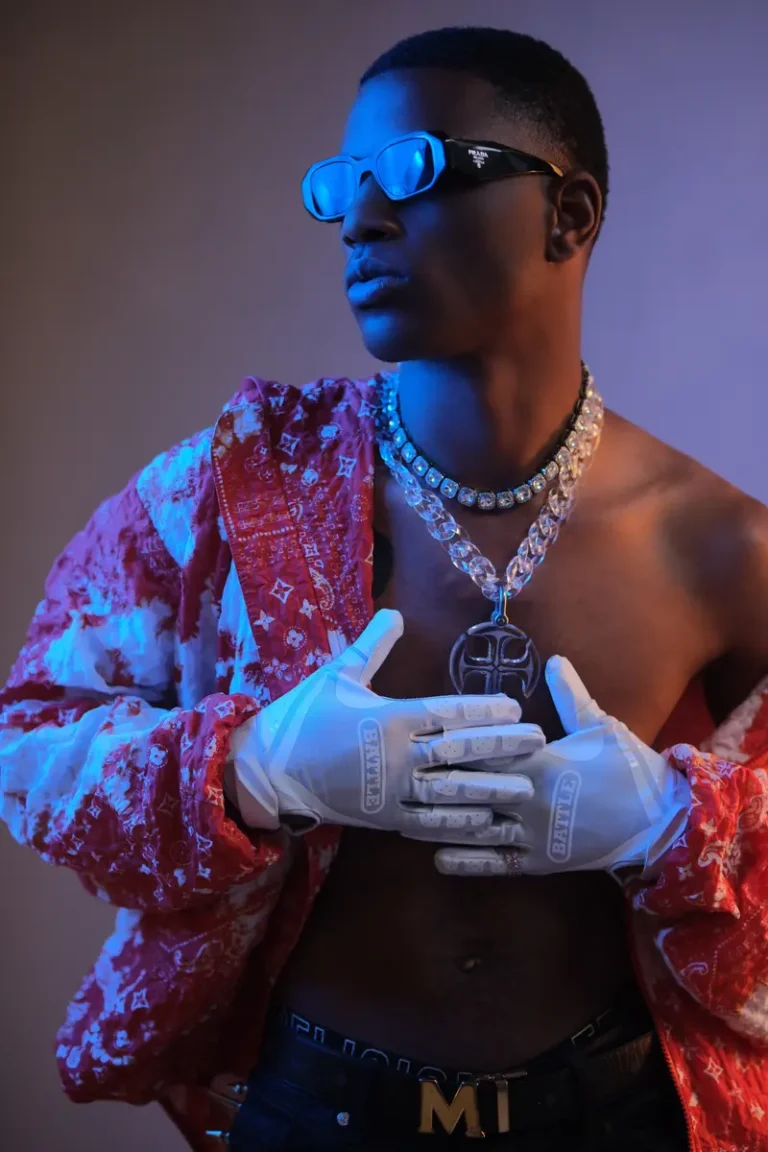 True colors — ENZO Magazine, August 2024