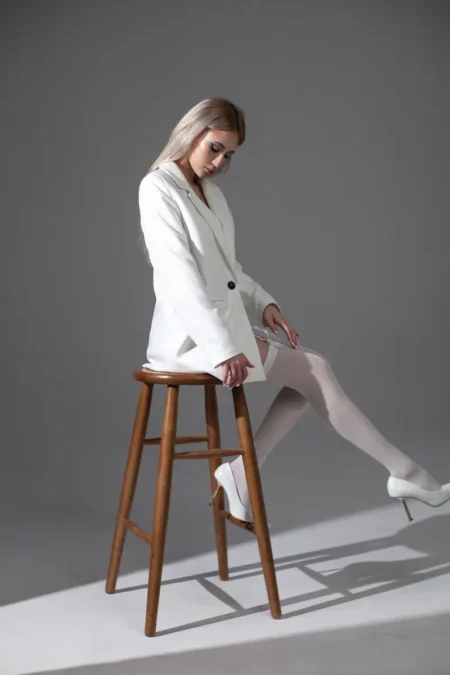 In thrall to her beauty — ENZO Magazine, December 2024