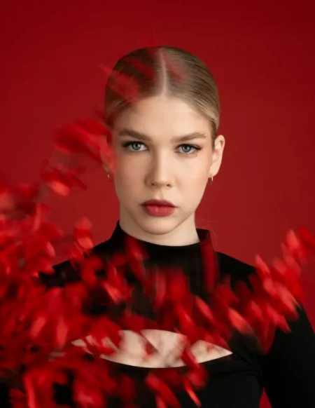 Red life — ENZO Magazine, December 2024