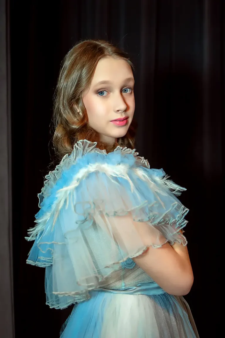 An angel on stage — ENZO Magazine | The March Teen Edition | Vol.4 | 2025