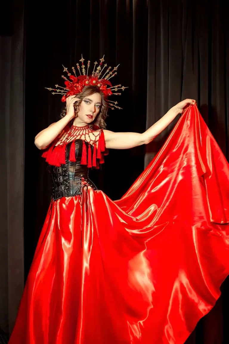 Royal entrance — ENZO Magazine | The March Fashion & Beauty Edition | Vol.2 | 2025