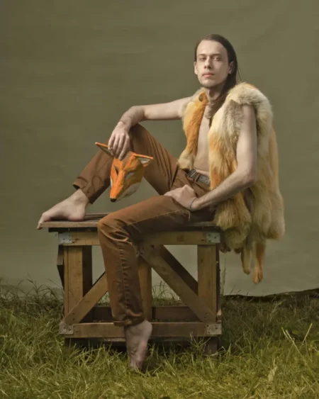 в стиле Энни Лейбовиц — ENZO Magazine, July 2025