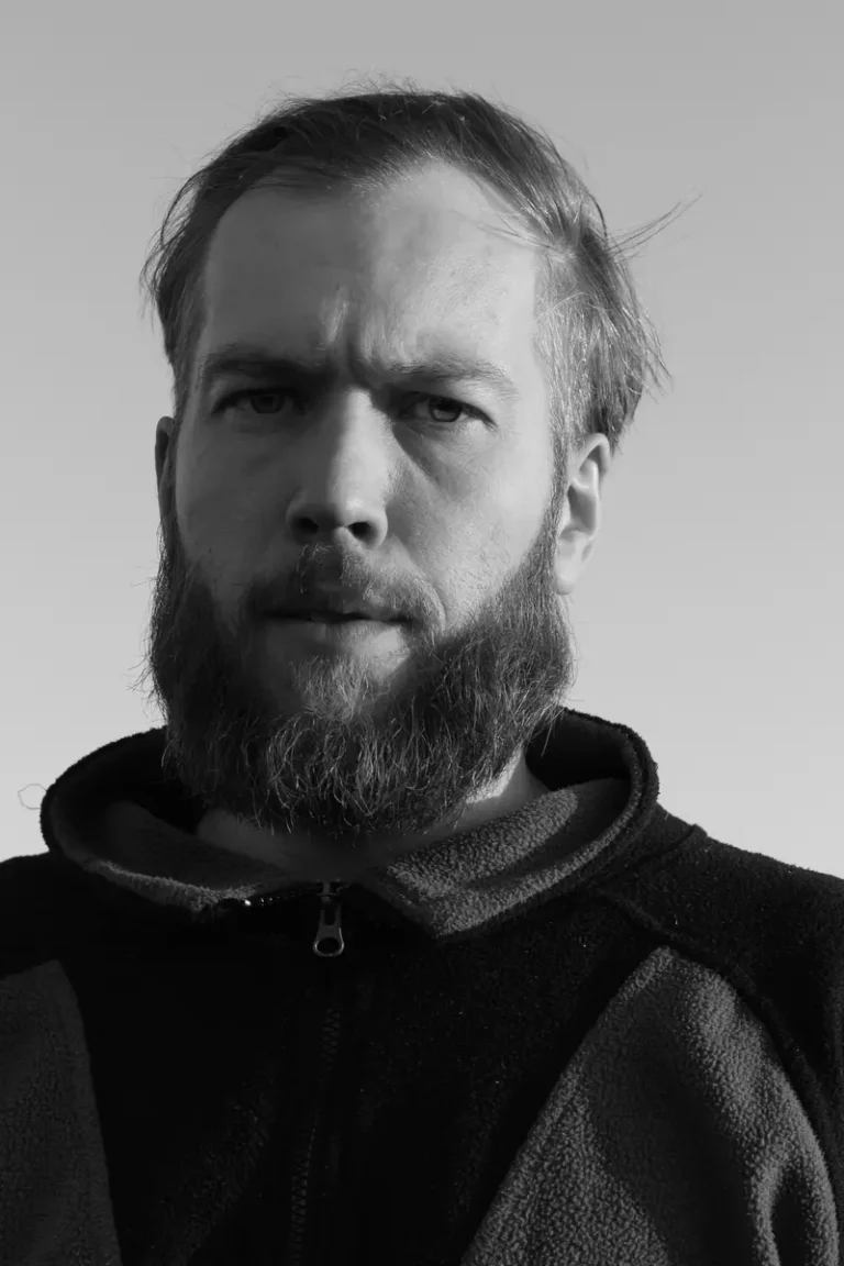 Зарядка — ENZO Magazine, October 2025
