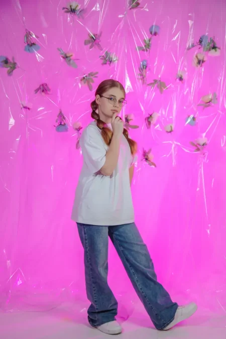 Neon fashion — ENZO Magazine, October 2025