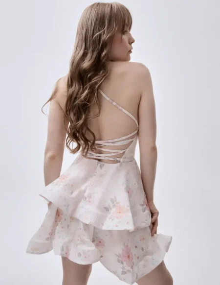 Victoria — ENZO Magazine, June 2026